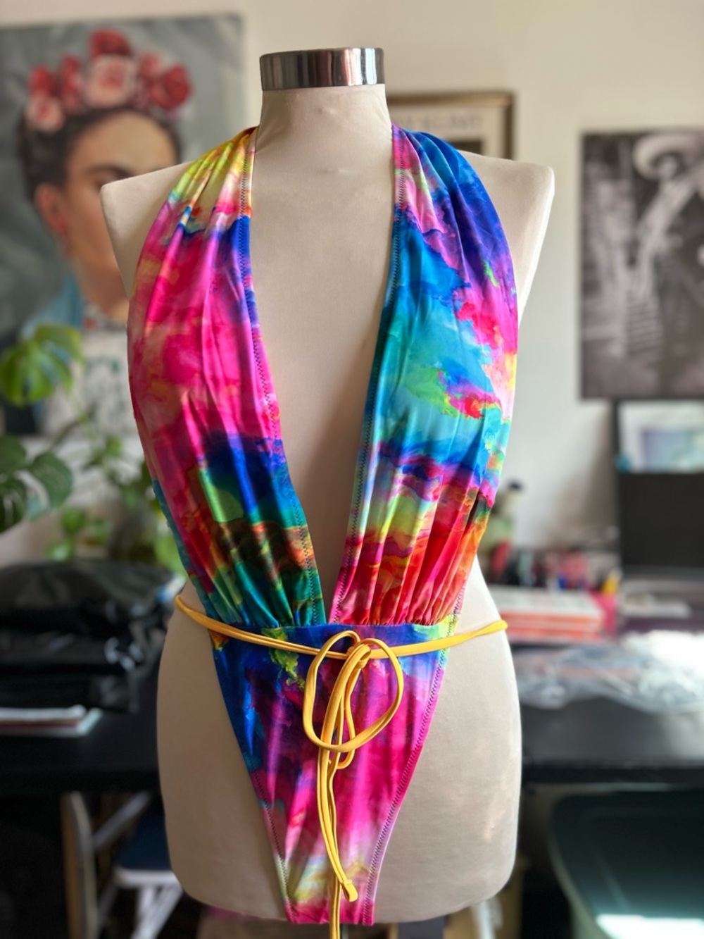 Yira tie-dye swimsuit one piece with back tie around colorful size Small